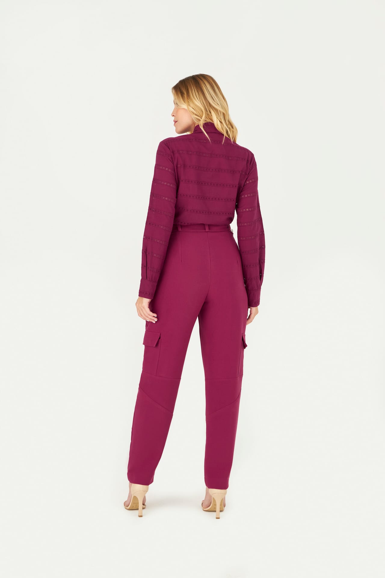 10612105 C ROX 2 Calca Alfaiataria Detalhe Recortes E