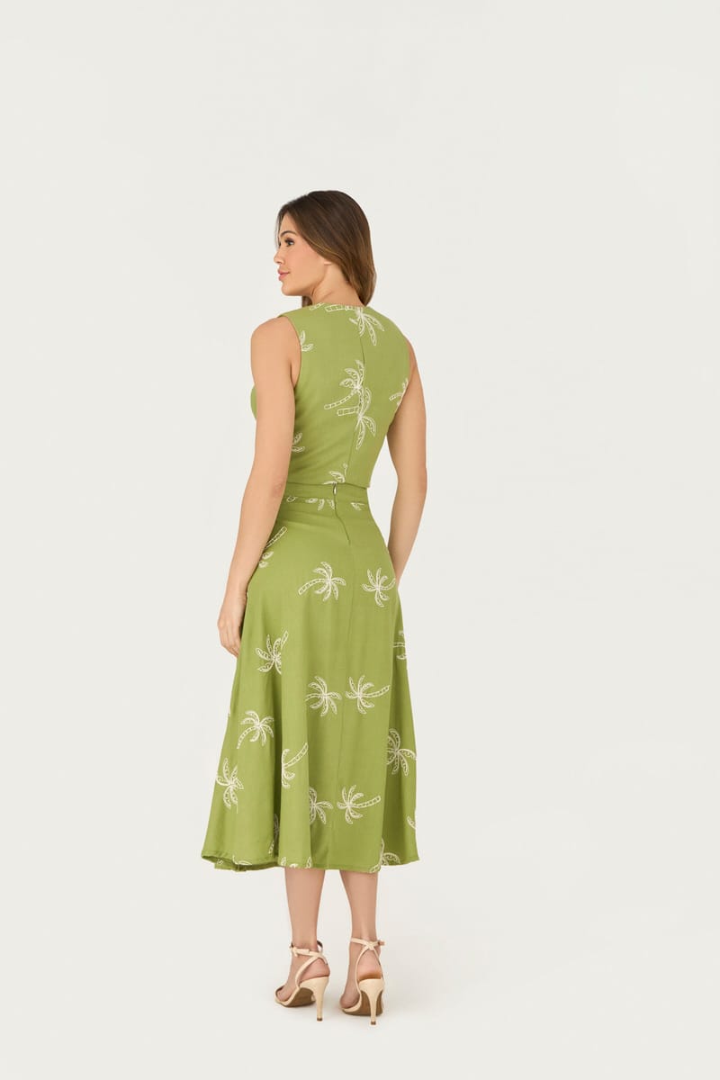 11210909 C VERD Conjunto Saia E Blusa Bordado Detalhe Botao