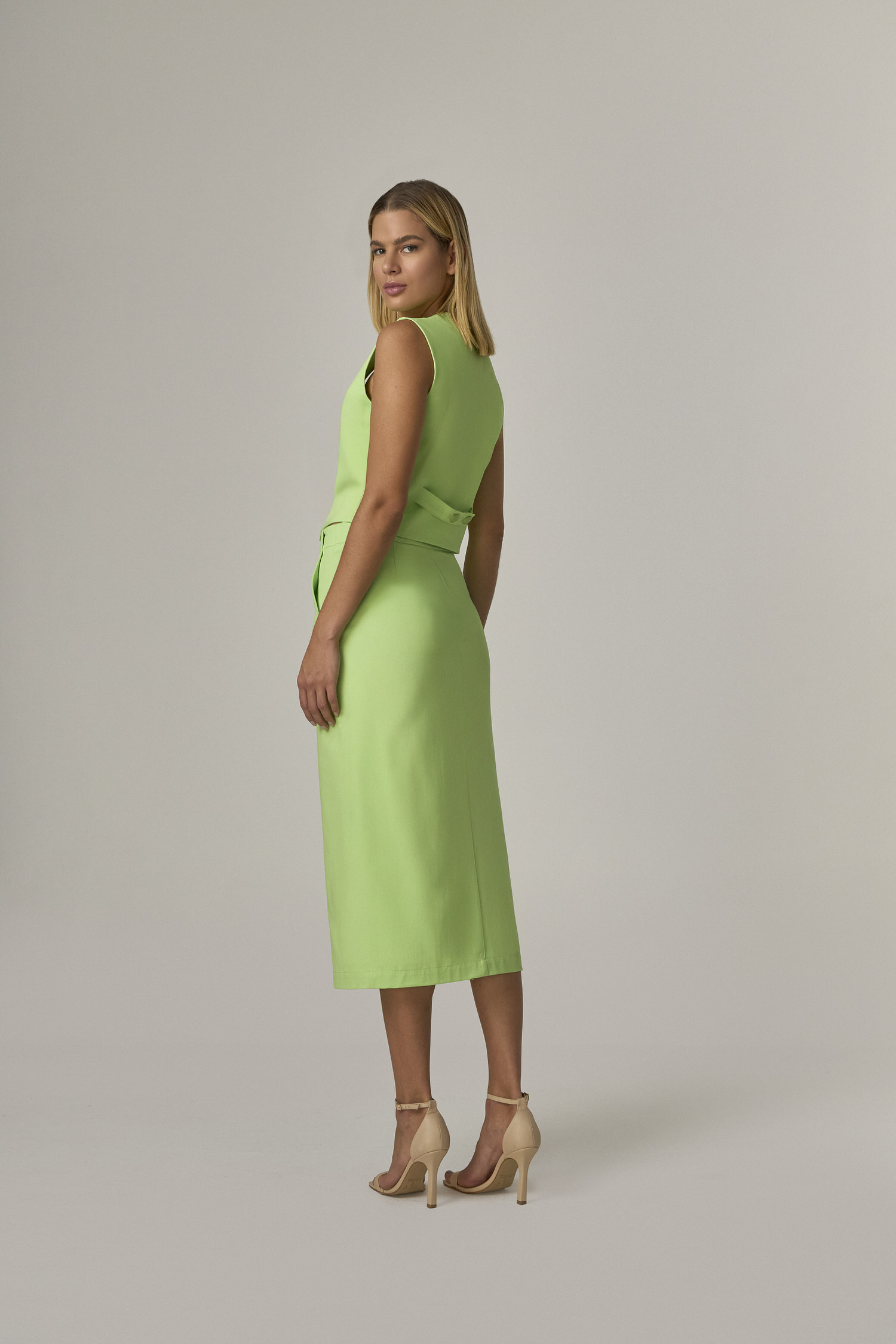 10332312 C VERD Saia Midi Com Fenda