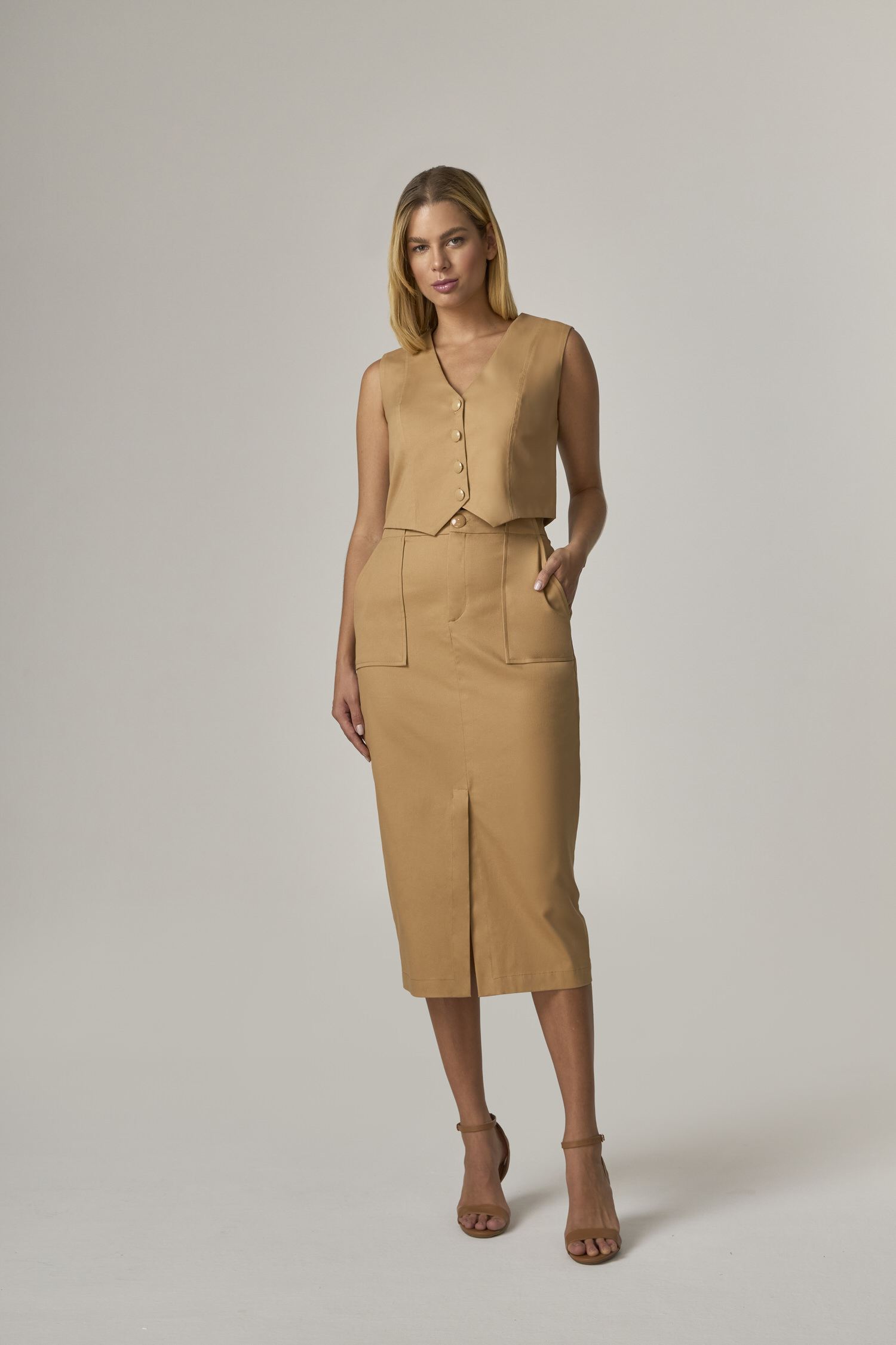 10332312 F BEG Saia Midi Com Fenda