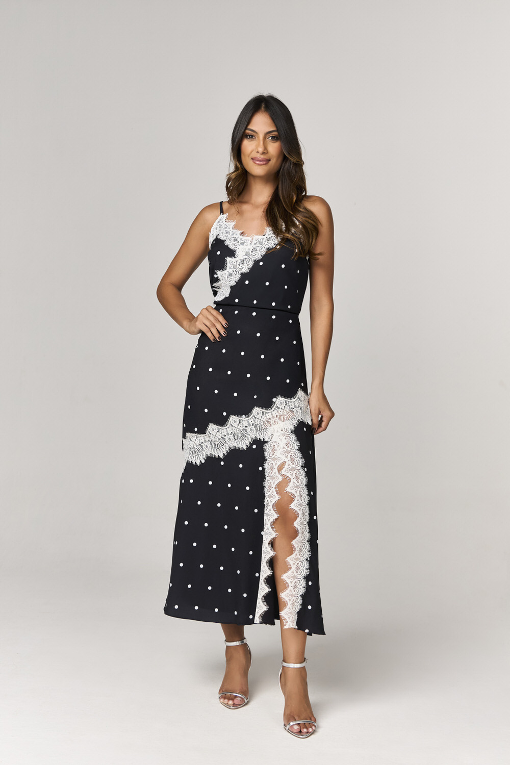 101110111-PRETO-10383711-PRETO-1.jpg 9b3c3bde60fd311ebb6006f42a43a205