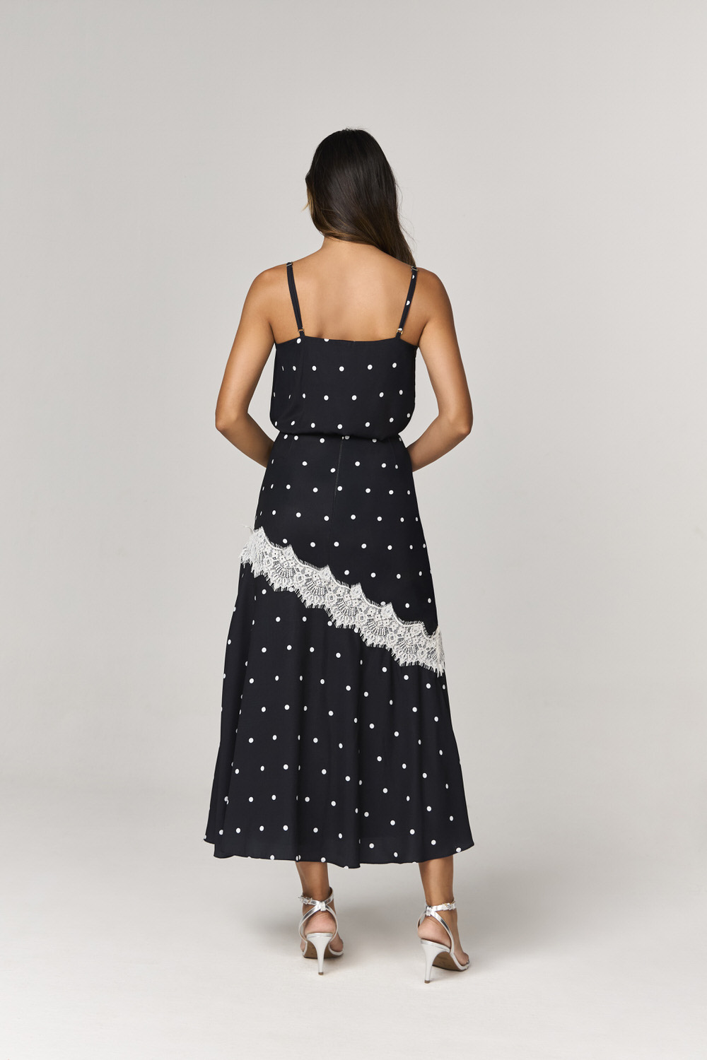 101110111-PRETO-10383711-PRETO-2-1.jpg f90e0c4cae944cd9263d92648fd79af3