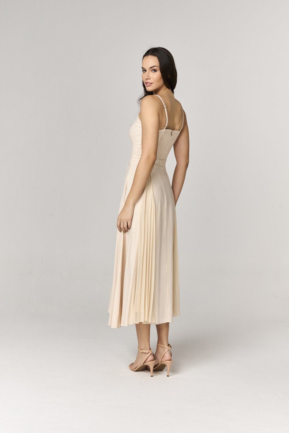 10436711-OFF-2.jpg e8e4b8f95c2f1ade7373e1242560ac1c