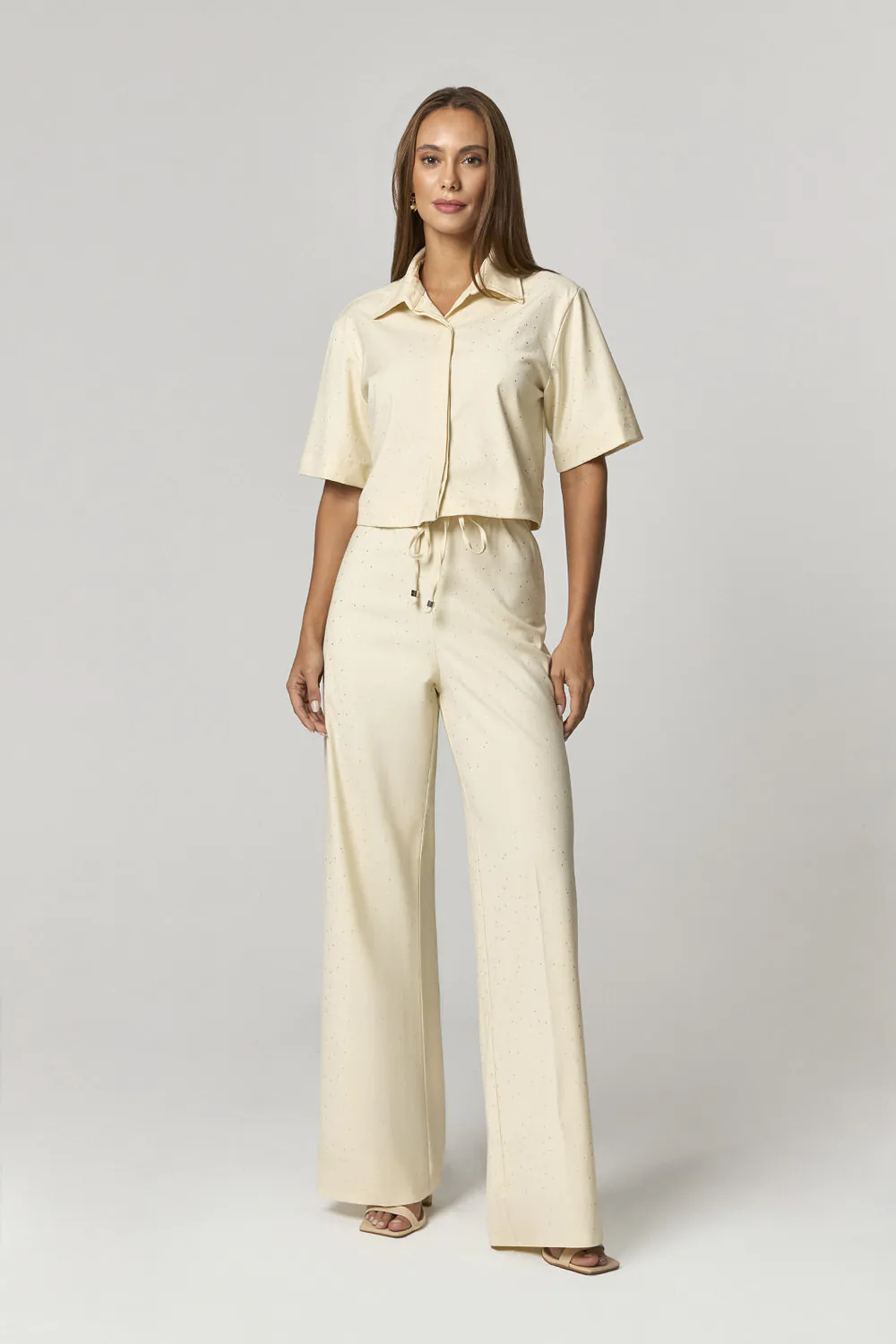 10173104-10636904-OFF-1