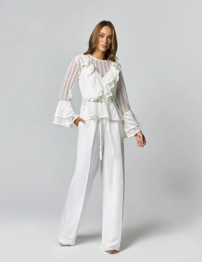 Calca Pantalona Com Detalhe Cadarco Coberto Com Pompom