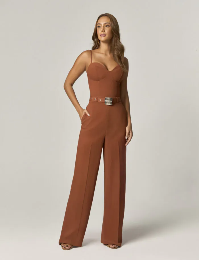 Macacao Alfaiataria Com Busto Corset E Detalhe Cinto