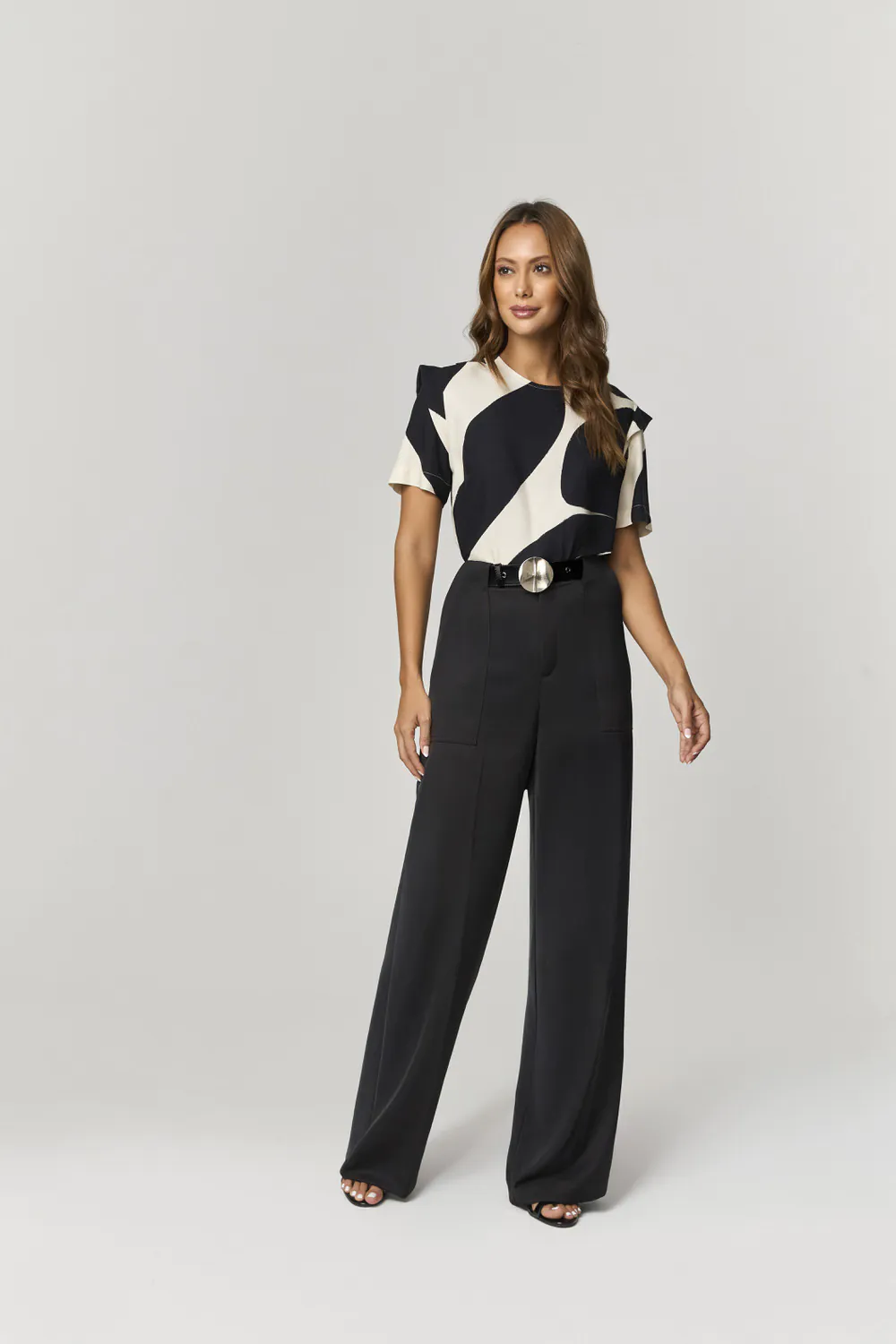 10195508-10644508-PRETO-1