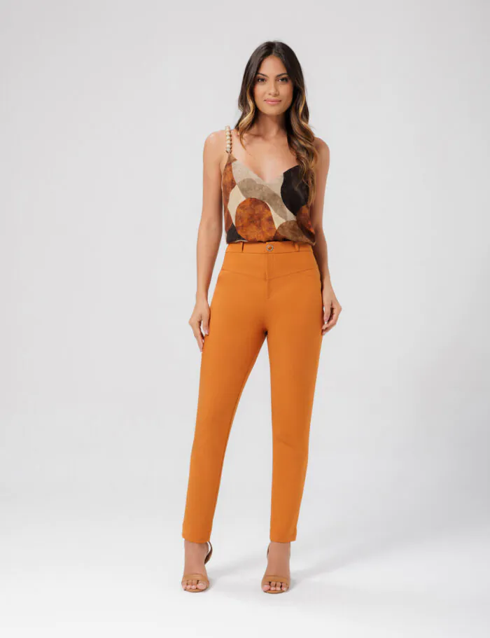 Calca Alfaiataria Com Botao Flor